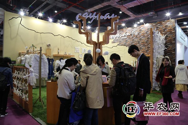 CHIC2016展會現場 EGYUAN依桂瑗女裝 不可復制的手工